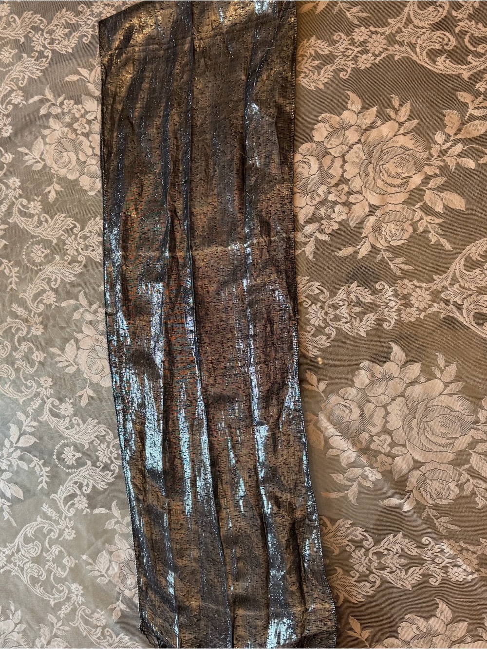Vintage Metallic Gray Silver Scarf - Picture 4 of 8